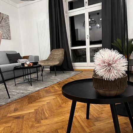 Riverside Apartment Karlovy Vary Esterno foto