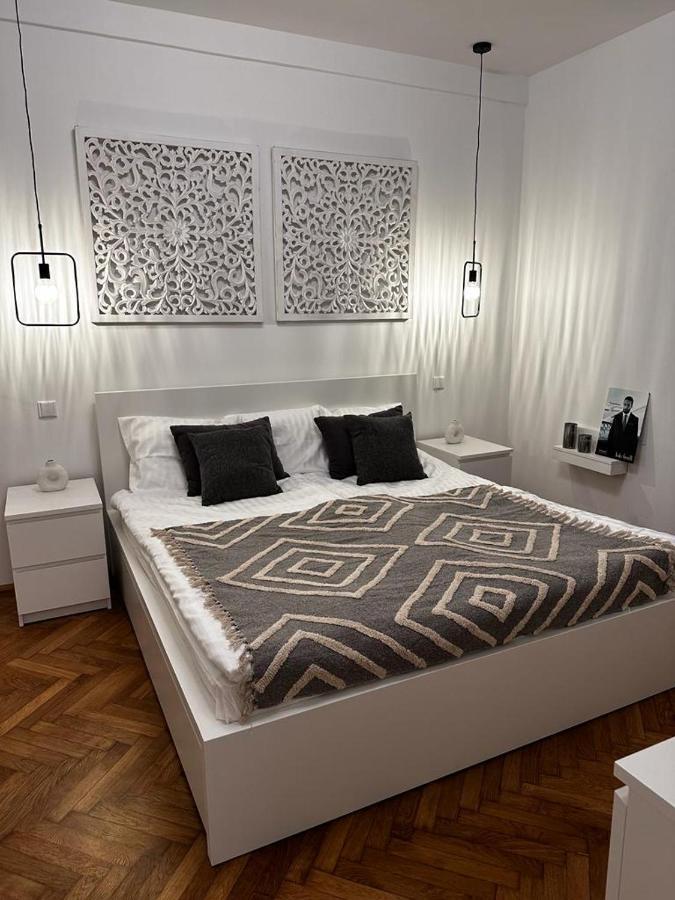 Riverside Apartment Karlovy Vary Esterno foto